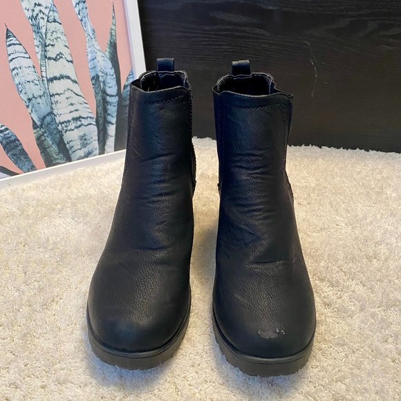 Black Ankle Boot Size 8.5 - 9 - Picture 4 of 6